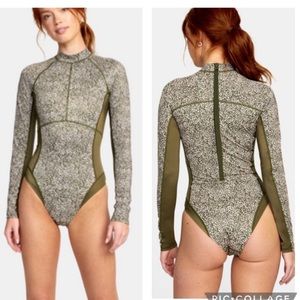 Women’s RVCA Surf Suit Size Small